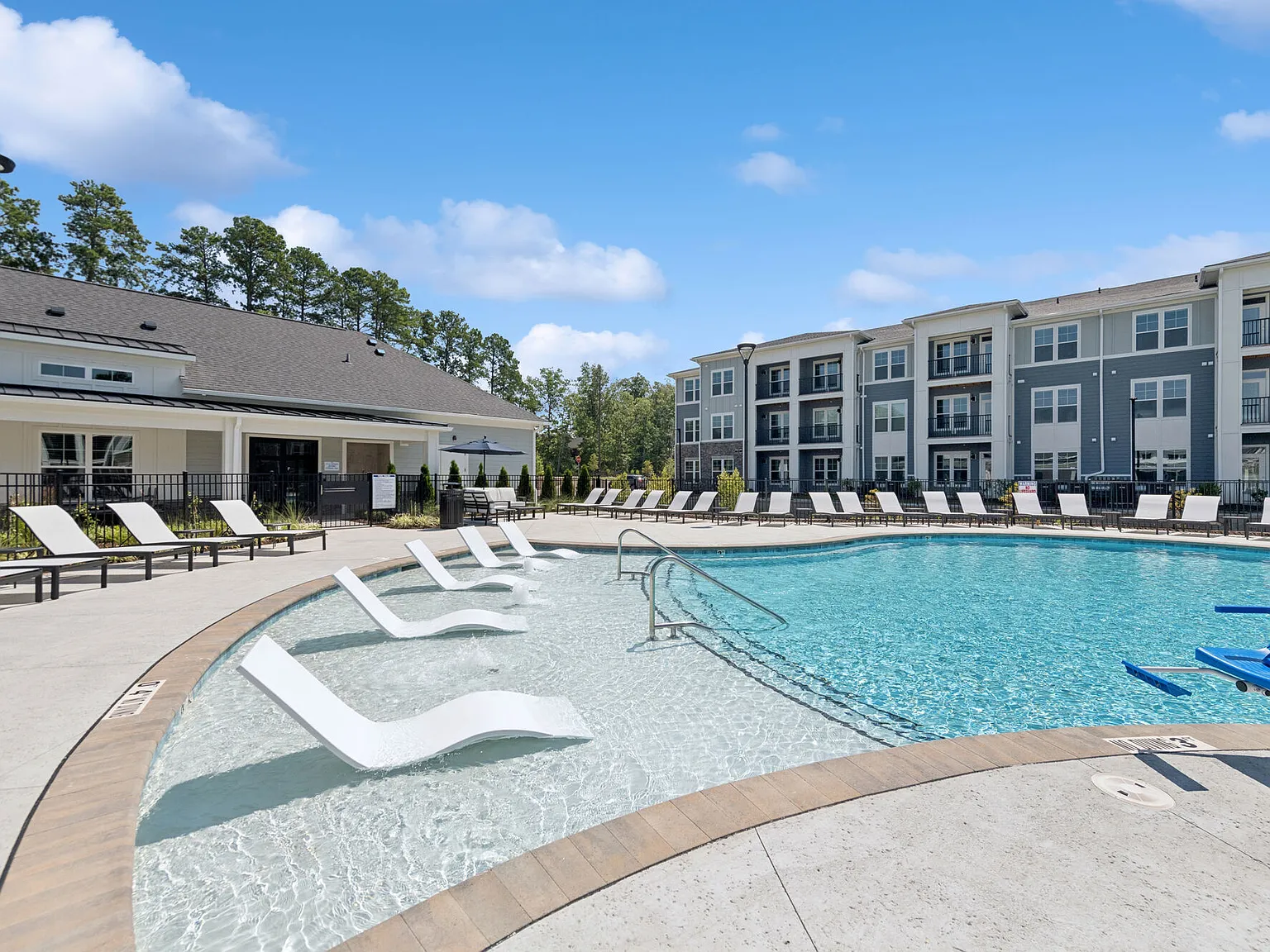 Ascend Brightleaf Apartments — Photo 4