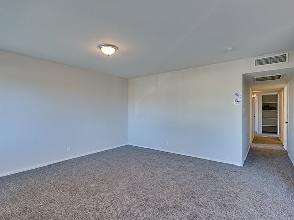 5th image of 3928 Sequoia Ave