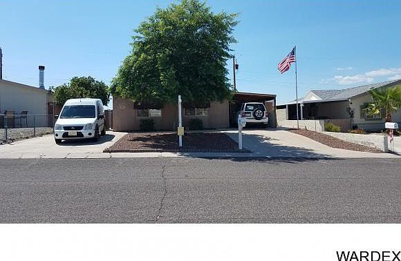 1st image of 3021 Lake Dr
