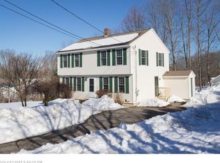 5 Cathedral Oaks Dr, Biddeford, ME 04005