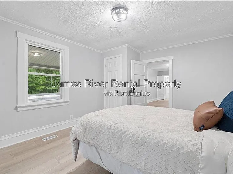 10049 Oakville Rd — Photo 20