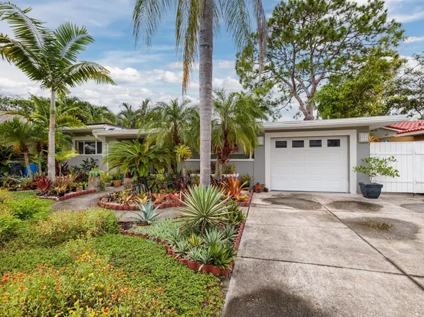 244 Sunlit Cove Dr NE, Saint Petersburg, FL 33702