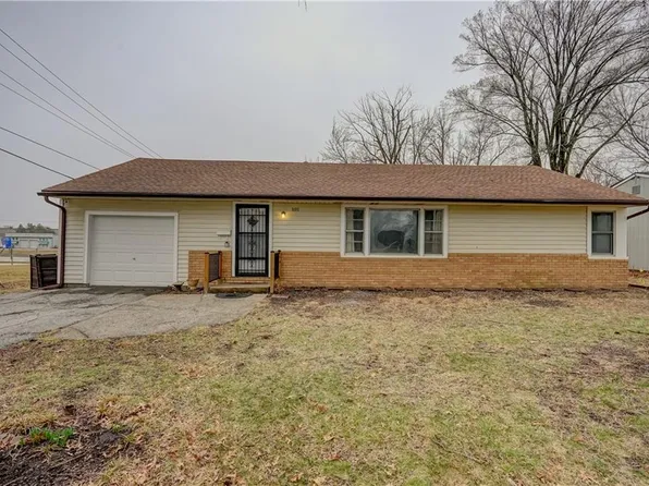 105 SE 9th St, Lees Summit, MO 64063