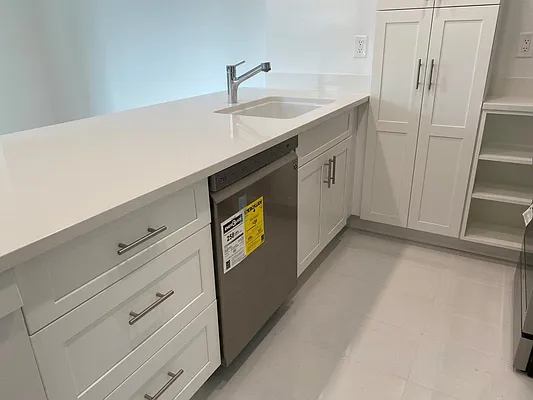 Rented by Realty Group International | media 4