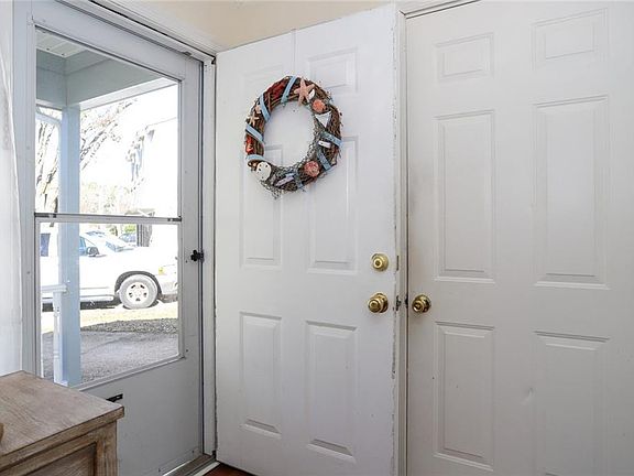 5th image of 1808 Rainbow Ct