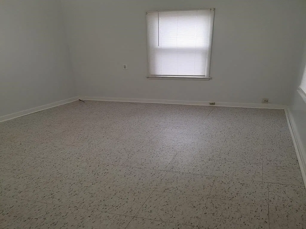 1 bed, 636 sqft, $850 — Photo 2