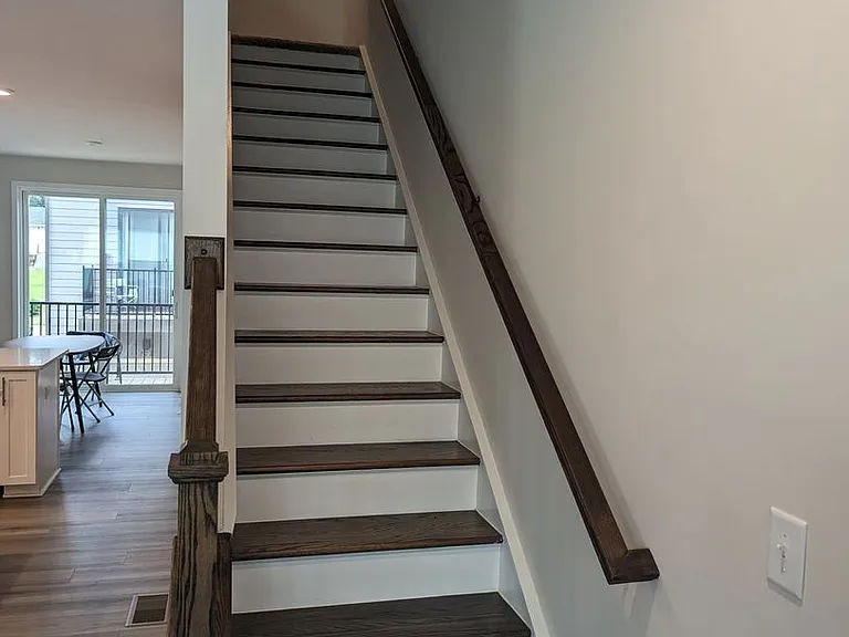1114 Gleason Way — Photo 5