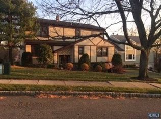 20 Roseland Ave, Totowa, NJ 07512
