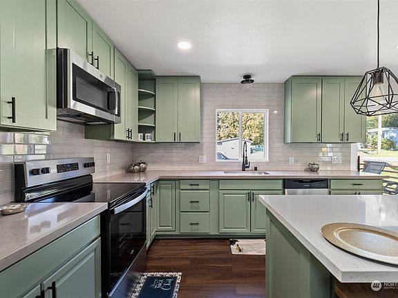 4th image of 15503 Cedar Park Road SE #15