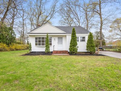 575 East St, Brockton, MA, 02302