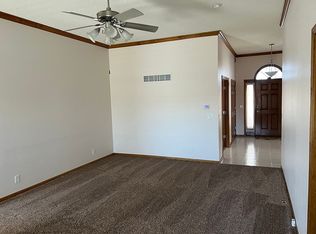 3308 S Victoria Dr, Blue Springs, MO 64015