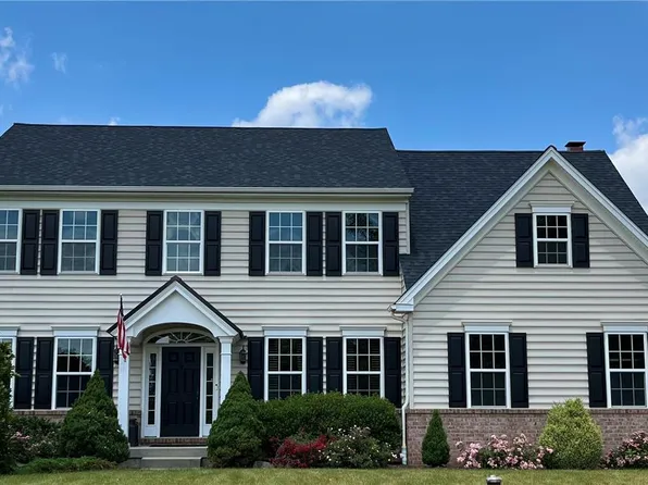 7151 Mount Vernon Dr, Zionsville, PA 18092