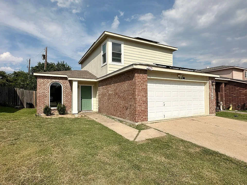3105 Lantana Dr