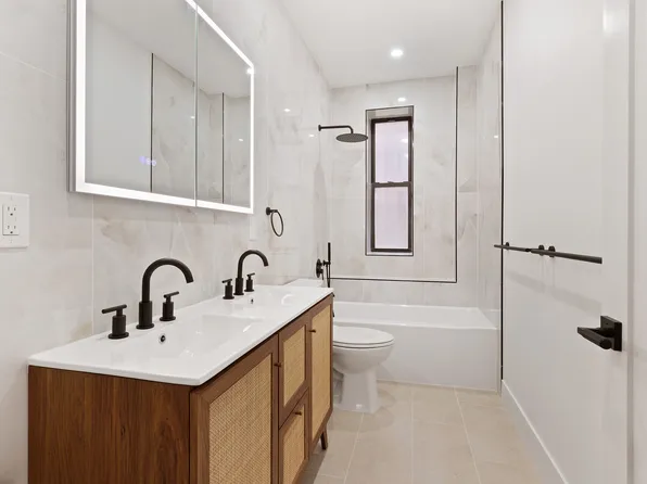 812 Riverside Drive image 12 of 13