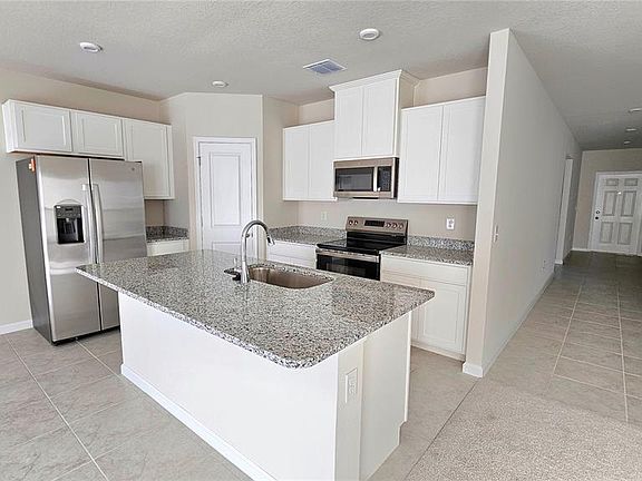 5th image of 347 Biltmore Blvd