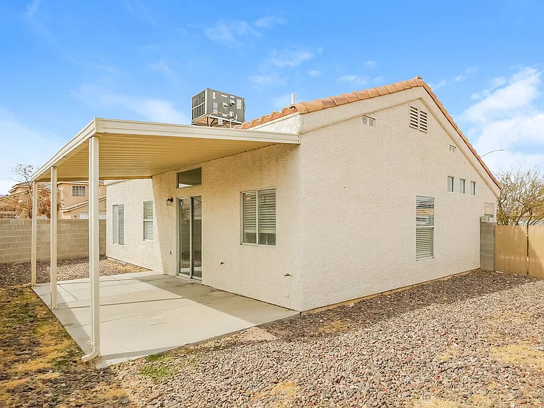 3219 Panamint Ct — Photo 16