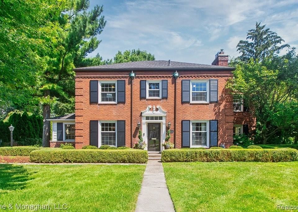 1st image of 1152 Lochmoor Blvd