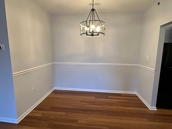 5th image of 608 Rolling Hill Walk APT 204