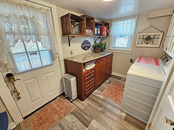 30th image of this home