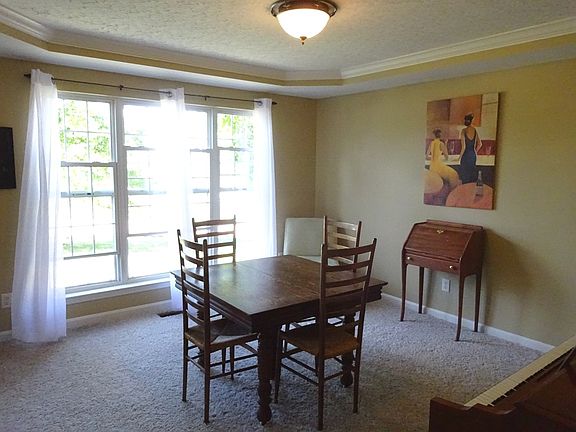 4th image of 1886 Mountainview Ct