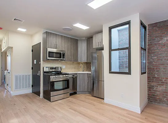 Rented by Garfield Realty  | media 9