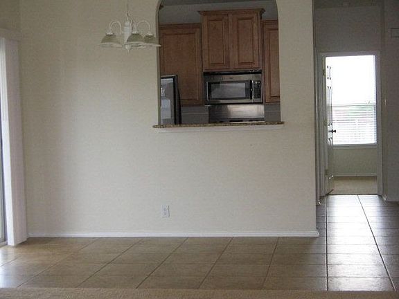 2nd image of 157 Crane Crest Dr
