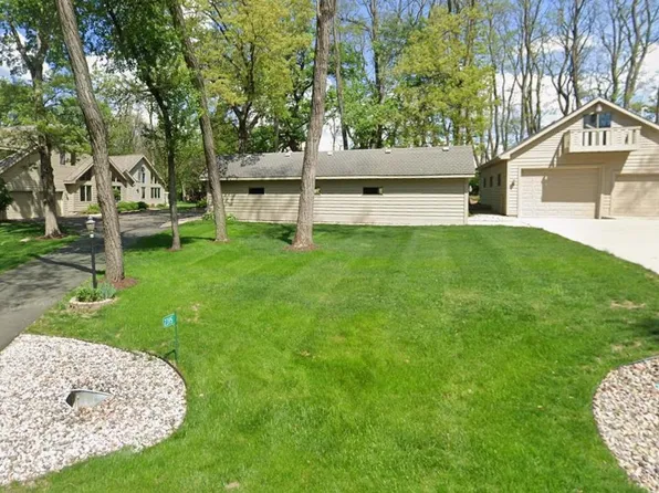 2395 White Oak Trl, Oregon, WI 53575