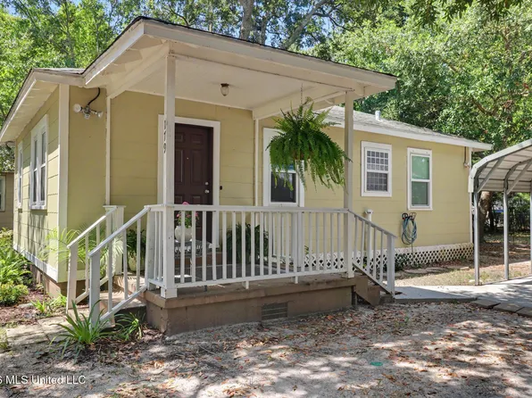 179 Gardenia St, Biloxi, MS 39531