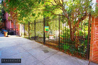 Rented by ZealEstate Group Inc