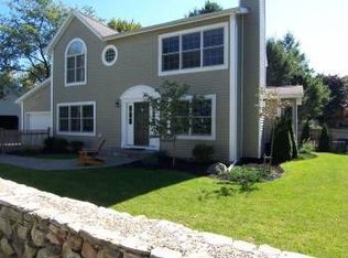 6 Manataug Trl, Marblehead, MA 01945