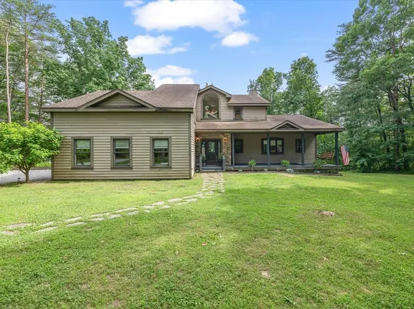 160 Eagles Bluff Cir, Spencer, TN 38585