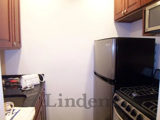 Rented by Lindemar LLC | media 13