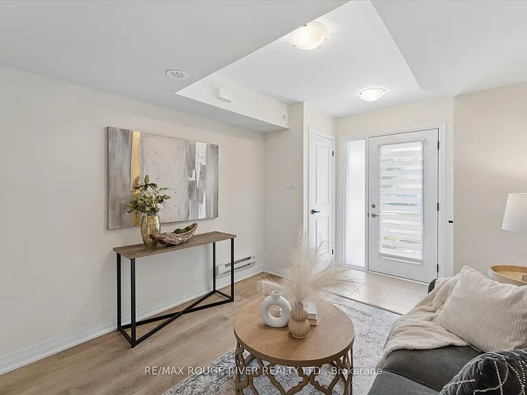 6 Esquire Way — Photo 7