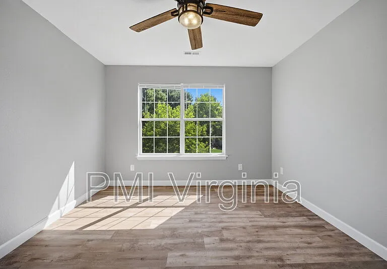 3016 Beaden Dr — Photo 33