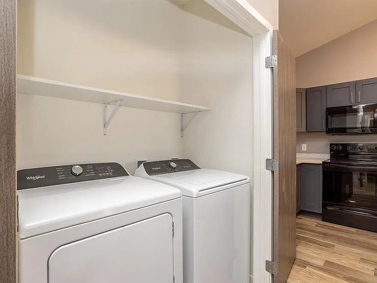 Jefferson Heights Apartments, LLC — Photo 14
