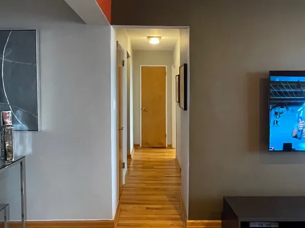 2580 Ocean Parkway image 14 of 23