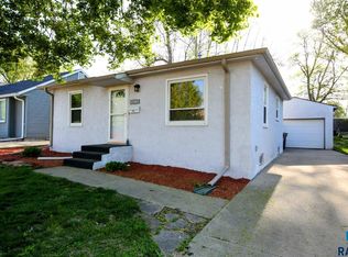 2110 S Norton Ave, Sioux Falls, SD 57105
