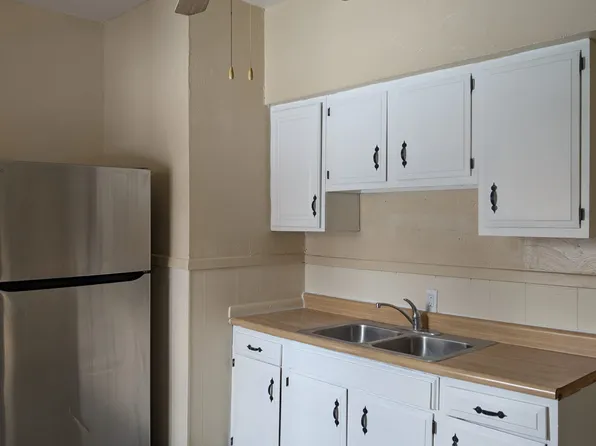 3467 E 149th St #3467, Cleveland, OH 44120