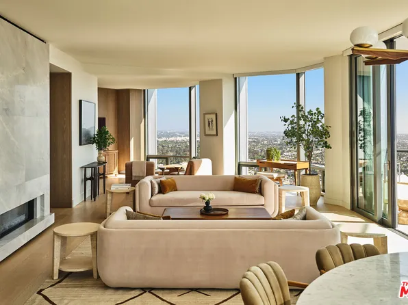 211 Elm Ct #8-D, Los Angeles, CA 90067