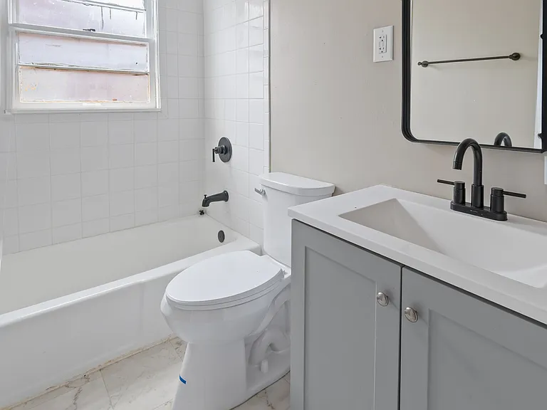 2601 Le Blanc Ct #10 — Photo 4