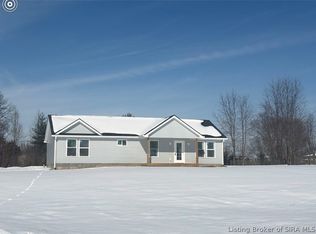 92 Stoneybrook Rd, Austin, IN 47102