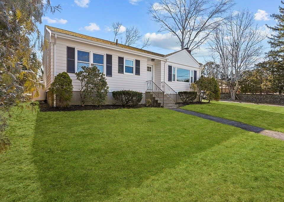 167 Lincoln Ave, Barrington, RI 02806 Zillow