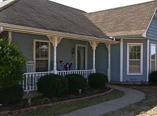 6220 Mulberry Ln, Midlothian, TX 76065