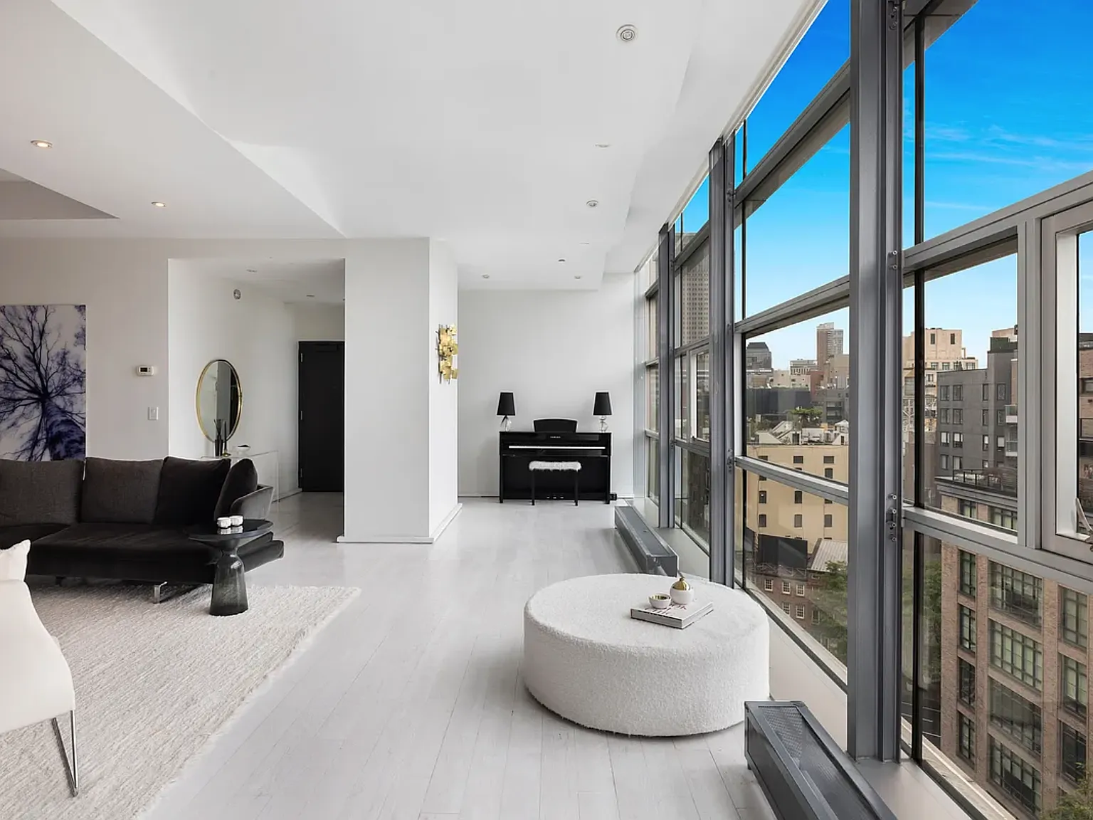497 Greenwich Street — Photo 3