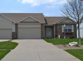 5620 Lucore Rd, Marion, IA 52302