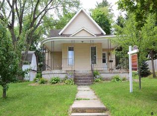 519 5th Ave, Baraboo, WI 53913