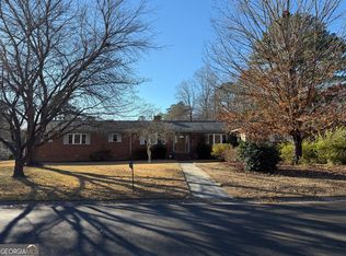 1406 Maplewood Dr, Macon, GA
