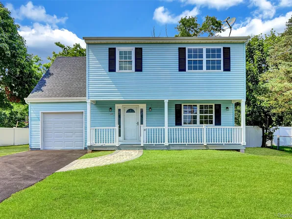 125 Smith Street, Central Islip, NY 11722