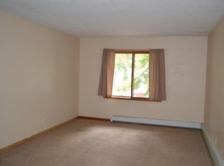 1280 7th St W APT 3, Saint Paul, MN 55102