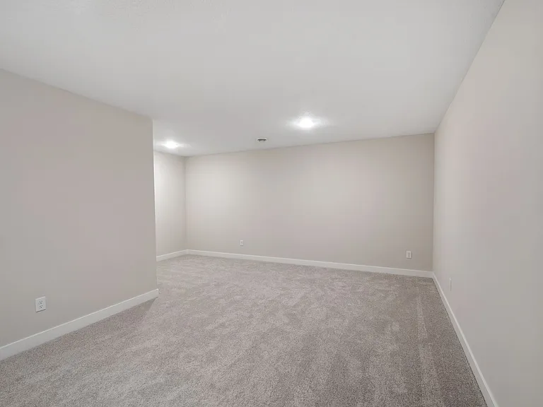 13104 Ghia Ct NE — Photo 28